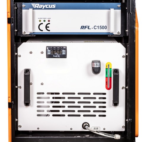Аппарат для ручной лазерной сварки, резки и очистки FOXWELD LASER 1500-3-МТ. Фото 6
